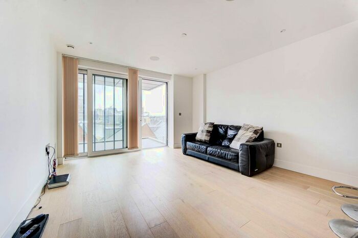 1 Bedroom Flat To Rent In Central Avenue, Imperial Wharf, London, SW6