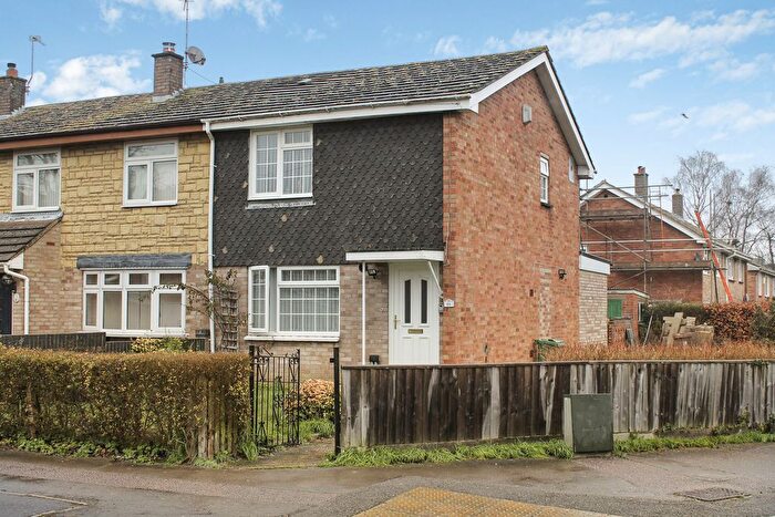 3 Bedroom End Of Terrace House To Rent In Alice Smith Square, Oxford, OX4