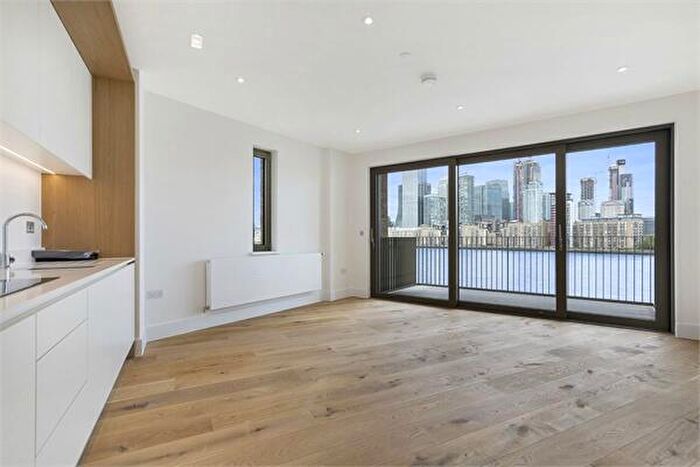 1 Bedroom Flat To Rent In Imperial Court, - Odessa Street, London, SE16