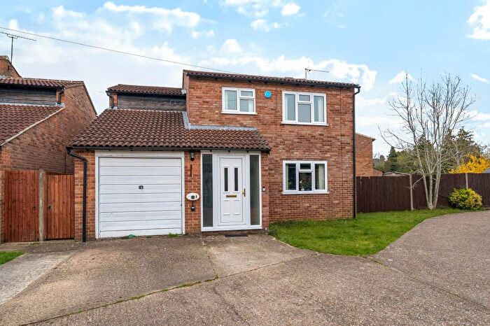 4 Bedroom Detached House To Rent In Maidenhead, Berkshire, SL6