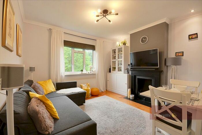 1 Bedroom Maisonette To Rent In Lionel Road North, Brentford, TW8