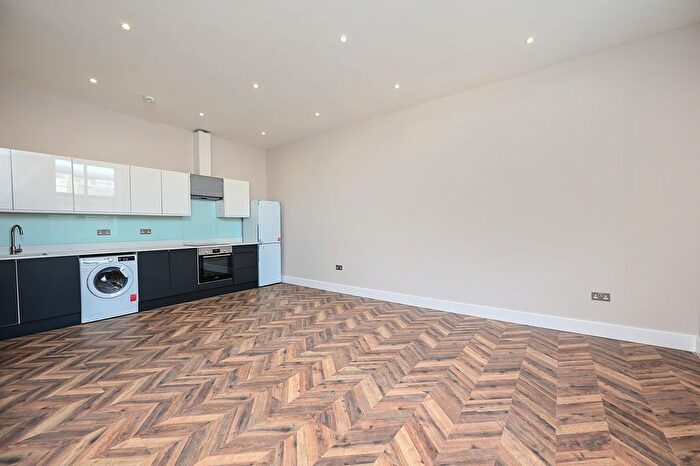 1 Bedroom Flat To Rent In Eastmead, Farnborough, GU14