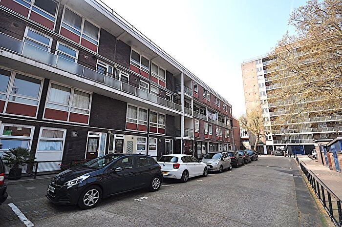 2 Bedroom Flat To Rent In Maitland Park Road, Camden, Chalk Farm, Primrose Hill, Ucl, London, NW3
