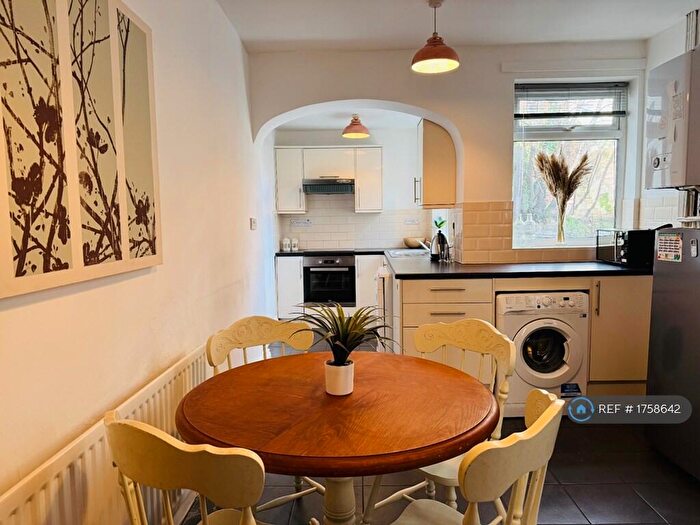 5 Bedroom Terraced House To Rent In Sheldon Road, Sheffield, S7