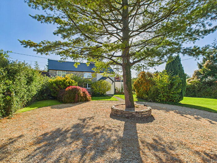 2 Bedroom Detached House For Sale In Elm Cottage, Howle Hill, Ross-on-wye, HR9