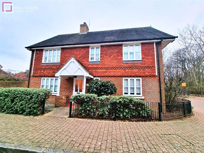 4 Bedroom Detached House To Rent In Milton Lane, Kings Hill, West Malling, ME19