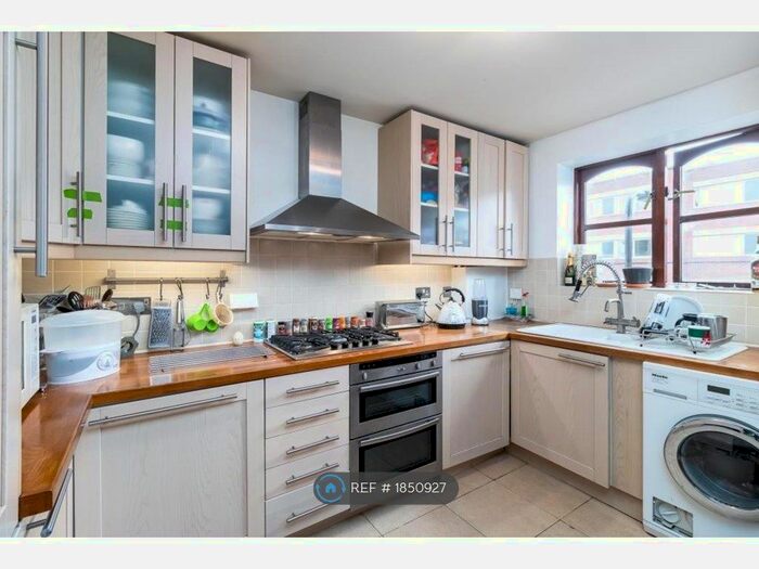 1 Bedroom Flat To Rent In The Grange, London, W3