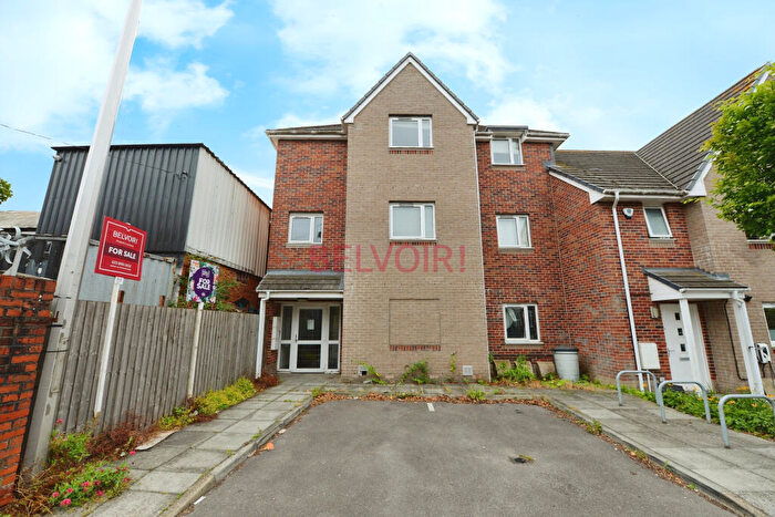 2 Bedroom Flat For Sale In Oakley Road, Southampton, SO16