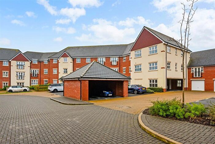 1 Bedroom Flat For Sale In Draper Close, Andover, SP11