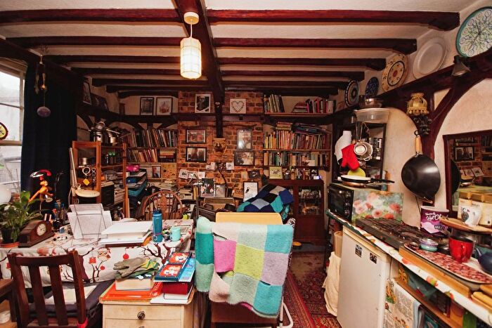 3 Bedroom Terraced House For Sale In Princes Place, Bristol, Somerset, BS7