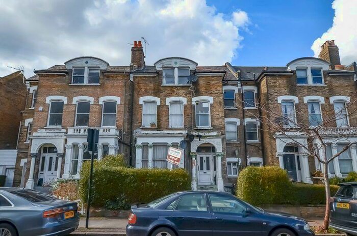 Studio To Rent In Queen Elizabeths Walk, Stoke Newington, N16