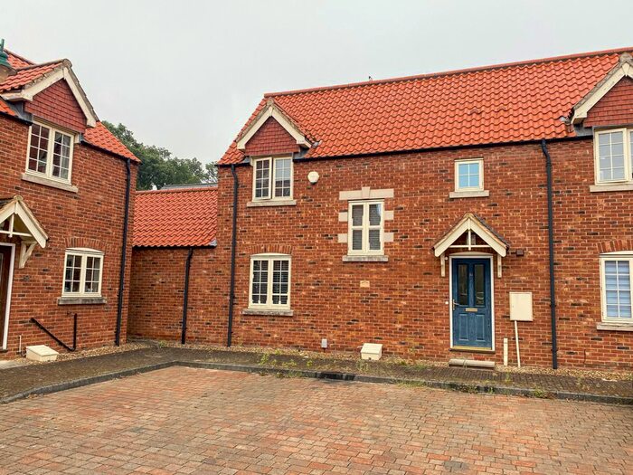 3 Bedroom Semi-Detached House To Rent In King Henry Chase, South Bretton, PE3