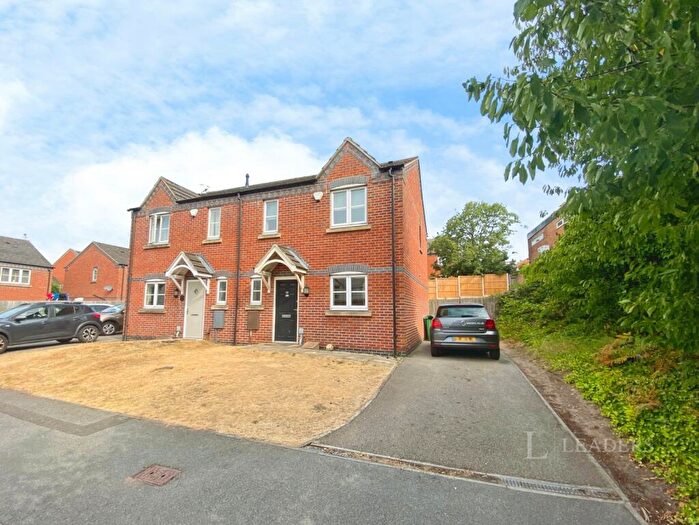 3 Bedroom House To Rent In Kelham Drive, Nottingham, Nottinghamshire, NG5