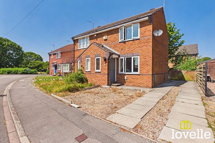 2 Bedroom Semi-Detached House For Sale In Cawthorne Drive, Kingston Upon Hull, HU4