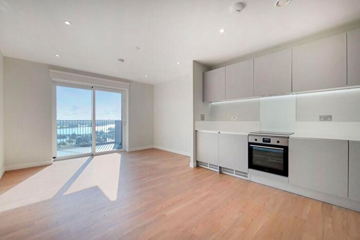 1 Bedroom Flat To Rent In Windlass Apartments, Hale Wharf, Tottenham, London, N17