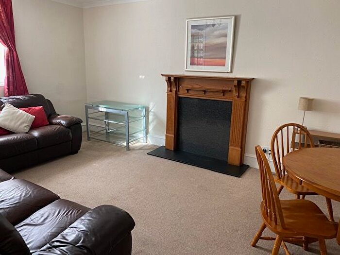 2 Bedroom Flat To Rent In Albert Street, West End, Aberdeen, AB25