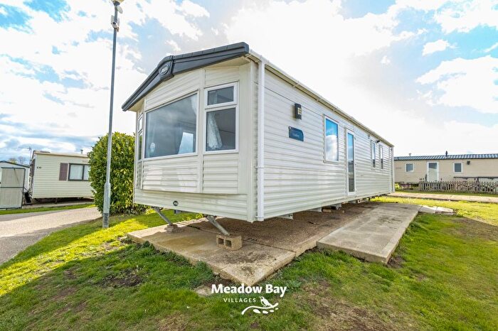 2 Bedroom Park Home For Sale In Plough Road, Minster On Sea, Sheerness, ME12