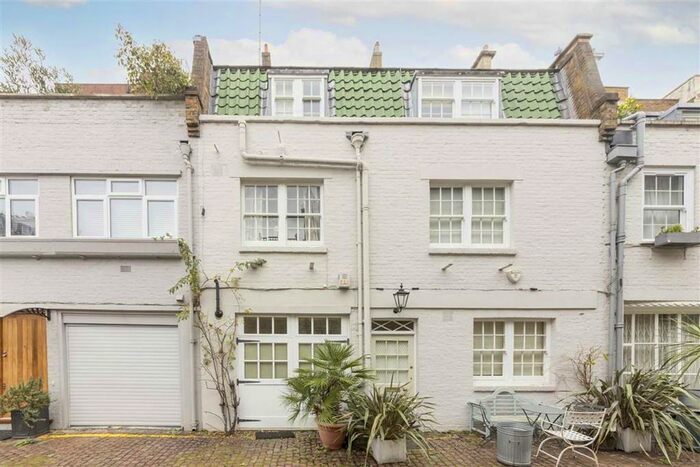 Studio To Rent In Thurloe Place Mews, London, SW7