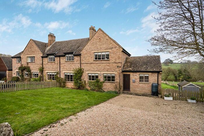 3 Bedroom Semi-Detached House For Sale In Upper Tadmarton, Banbury, Oxfordshire, OX15