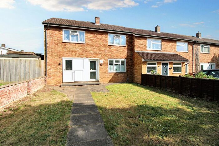 3 Bedroom Property For Sale In Turpins Rise, Stevenage, SG2