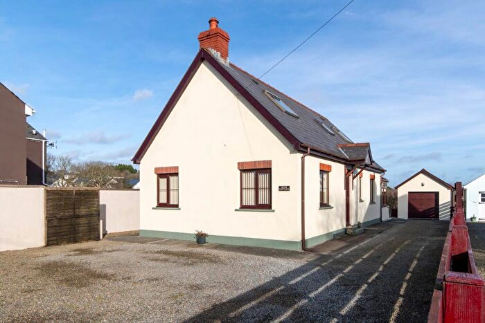 2 Bedroom Detached Bungalow For Sale In Silver Stream, Freystrop, Haverfordwest, SA62