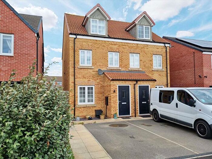 3 Bedroom Semi-detached House For Sale In Whittle Road, Sleaford, NG34