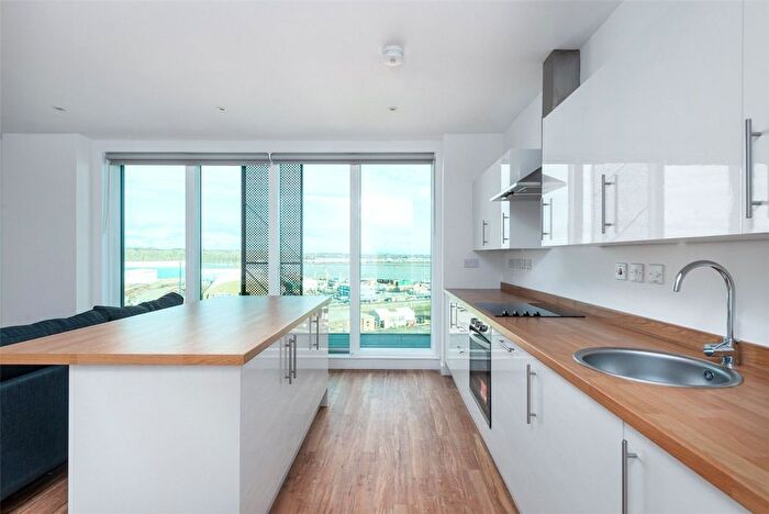 1 Bedroom Flat To Rent In North House, Gillingham Gate Road, ME4