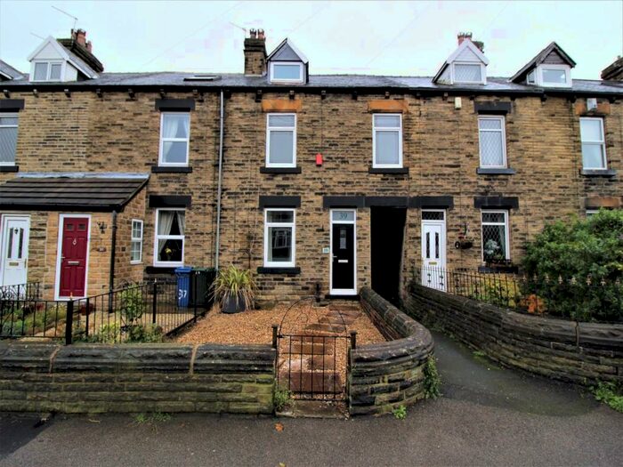 4 Bedroom Terraced House To Rent In Sheffield Road, Birdwell, Barnsley, S70