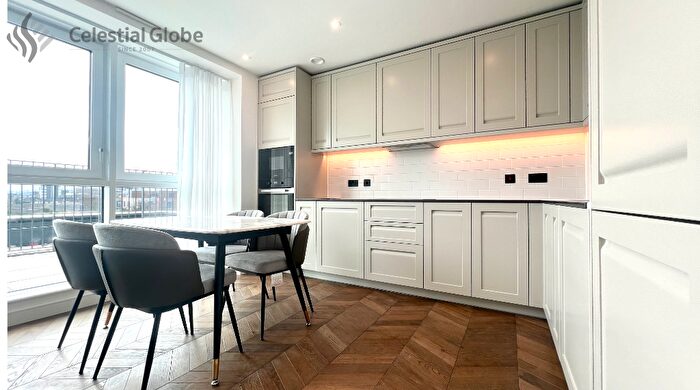 2 Bedroom Apartment To Rent In Brook Street, Kingston Upon Thames, Surrey, KT1