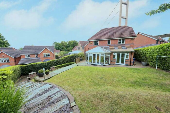 4 Bedroom Detached House For Sale In St. Marys Close, Hessle, HU13