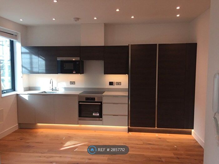 1 Bedroom Flat To Rent In Circa Apartments, Harlington, Hayes, UB3