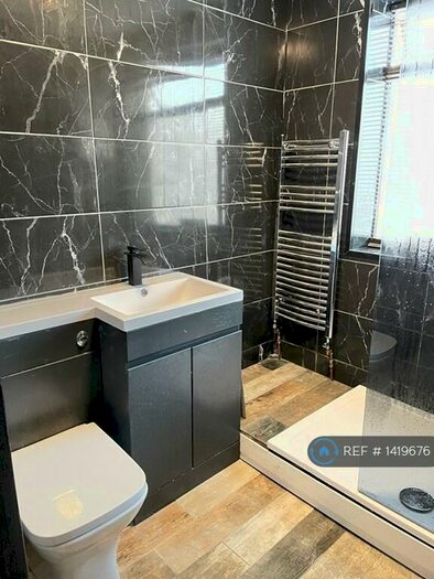 2 Bedroom Flat To Rent In Fountain Square, Gloucester, GL1