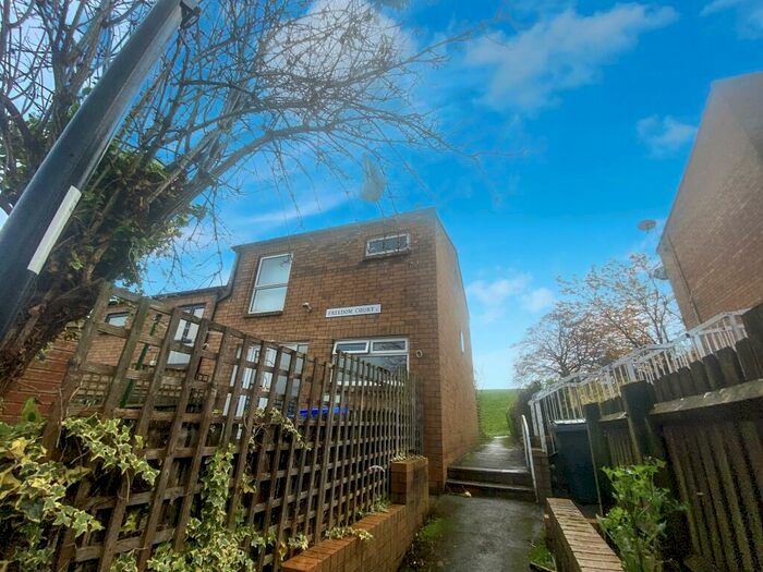 2 Bedroom House To Rent In Freedom Court, Sheffield, S6