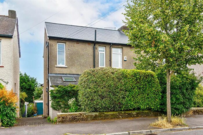 3 Bedroom Semi-Detached House For Sale In Cairns Road, Crosspool, Sheffield, S10