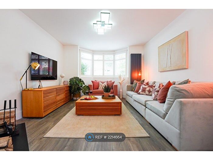 3 Bedroom Semi-Detached House To Rent In Church Road, Poole, BH14