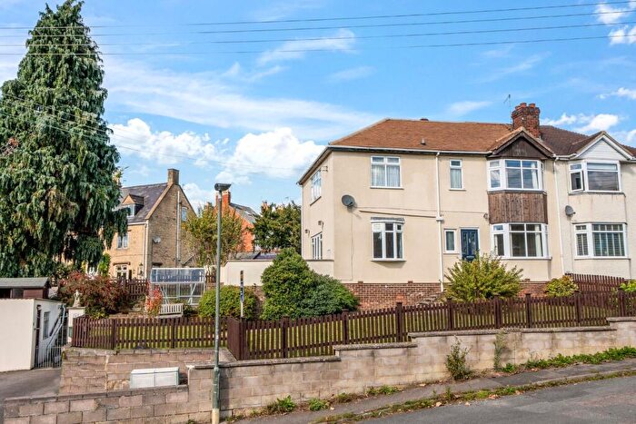 4 Bedroom Semi Detached House For Sale In Eros Close, Lightpill, Stroud, GL5