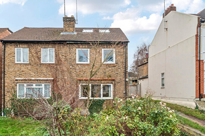 5 Bedroom Semi Detached House For Sale In Foyle Road, London, SE3