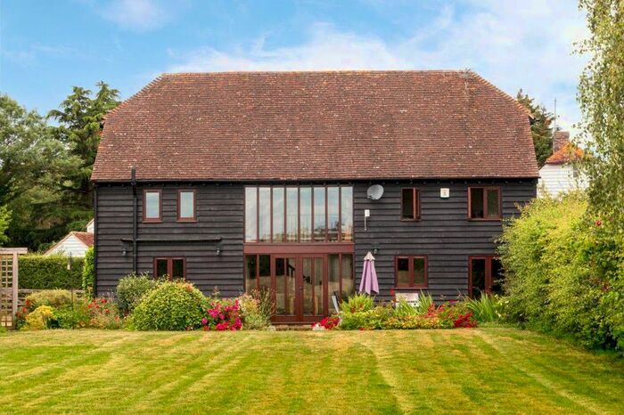 3 Bedroom Barn Conversion For Sale In George Street, Hunton, Maidstone, ME15
