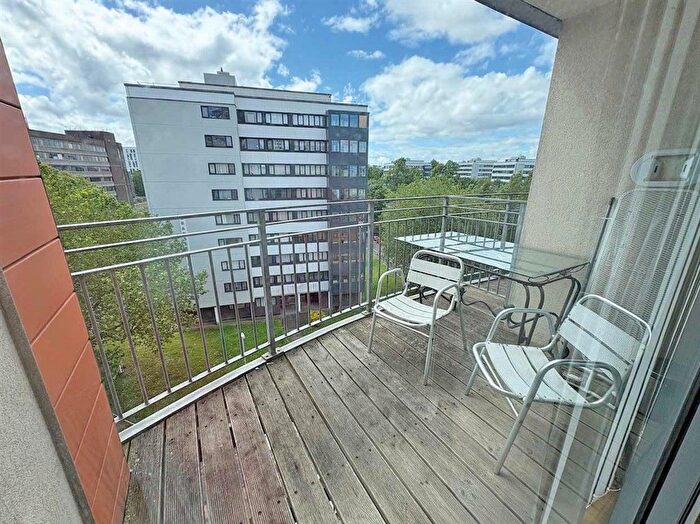 2 Bedroom Flat For Sale In Francis Road, Edgbaston, Birmingham, B16