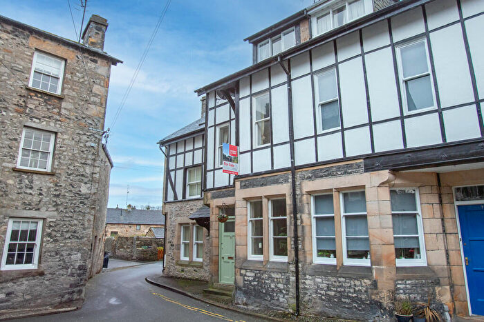 2 Bedroom Terraced House To Rent In Horsemarket, Kirkby Lonsdale, LA6