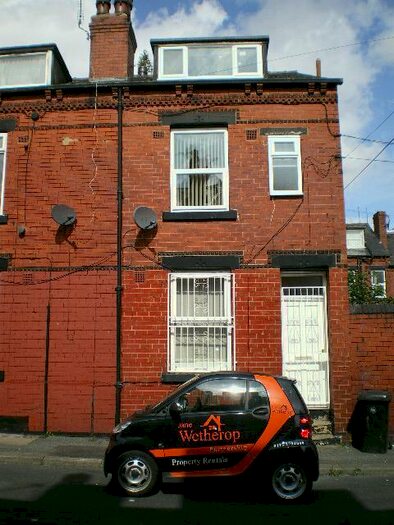 2 Bedroom Terraced House To Rent In Recreation Mount, Leeds, West Yorkshire, LS11