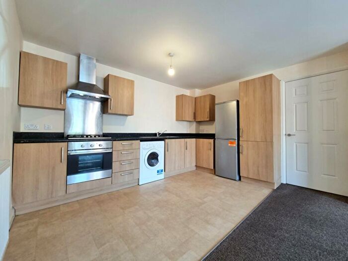 2 Bedroom Apartment To Rent In Canalbridge Close, Loughborough, LE11