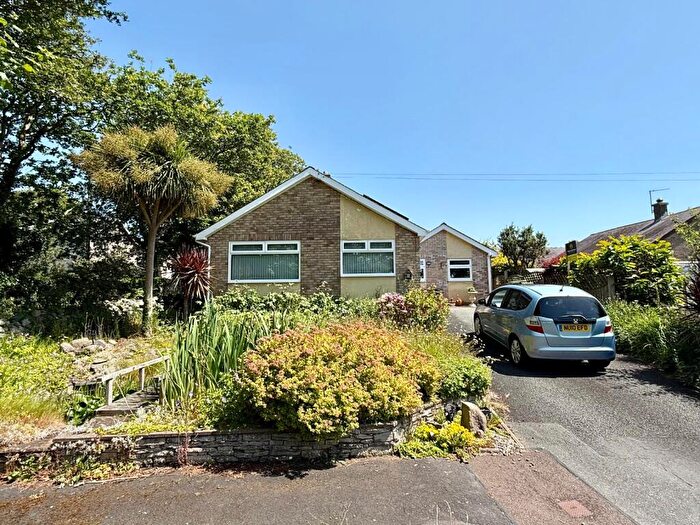 3 Bedroom Bungalow For Sale In Llwyn Ynn, Talybont, LL43