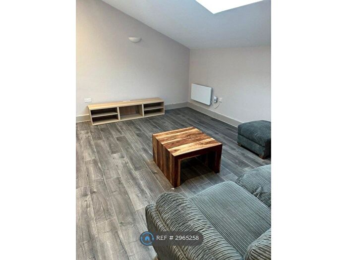 2 Bedroom Flat To Rent In Cube House, Stoke Mandeville, Aylesbury, HP22