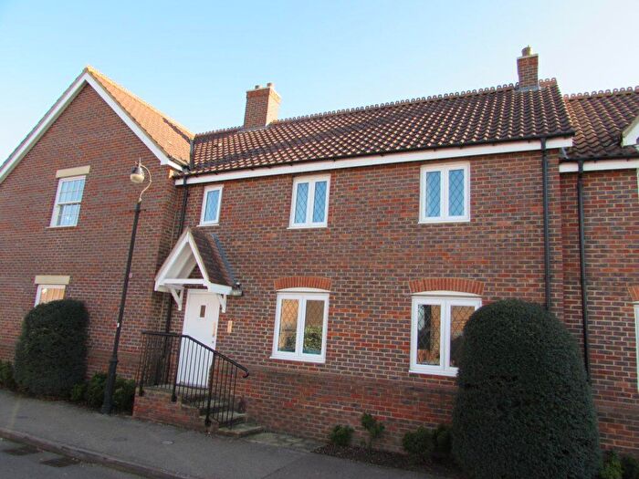 2 Bedroom Flat To Rent In The Furlong, Oakley, MK43
