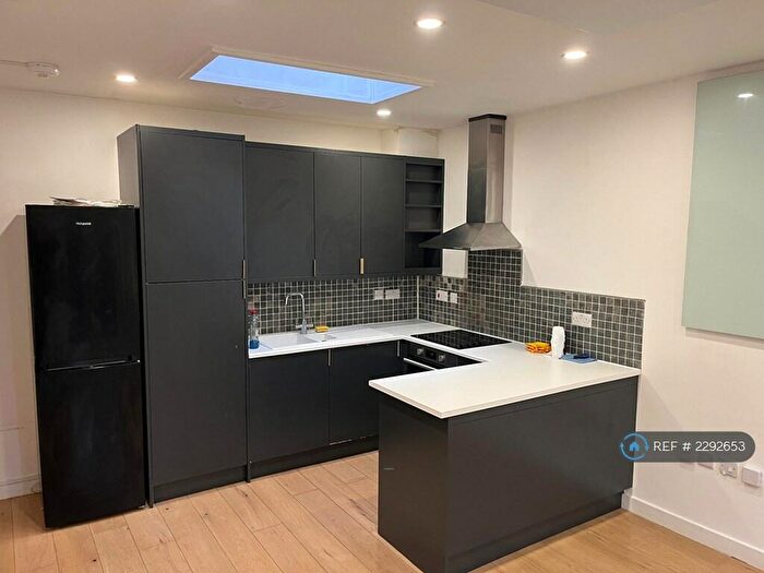 1 Bedroom Flat To Rent In Bedminster Parade, Bristol, BS3