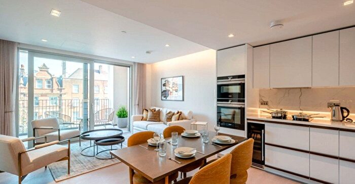 2 Bedroom Flat To Rent In Garrett Mansions, Newcastle Place, Paddington, London, W2