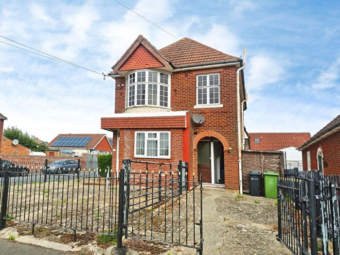 1 Bedroom Flat To Rent In Jubilee Avenue, Portsmouth, PO6