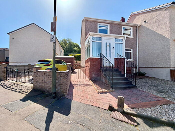 3 Bedroom End Of Terrace House For Sale In Millar Place, High Bonnybridge, Bonnybridge, FK4