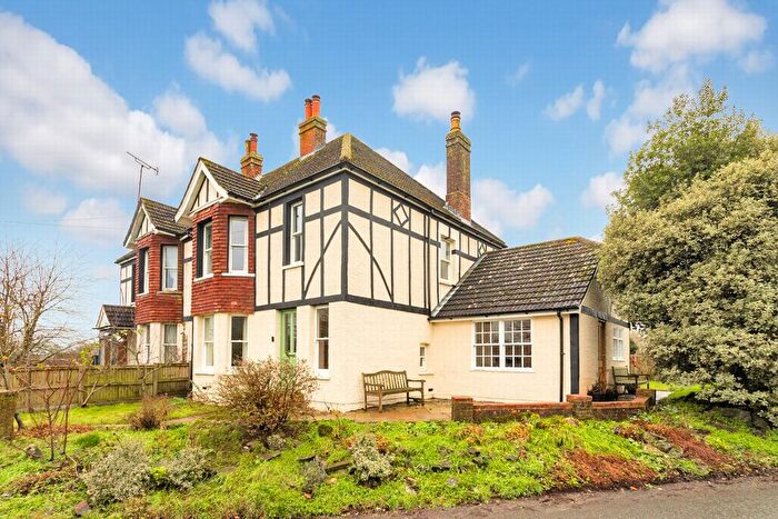 3 Bedroom Semi Detached House For Sale In Pilgrims Way, Postling, CT21